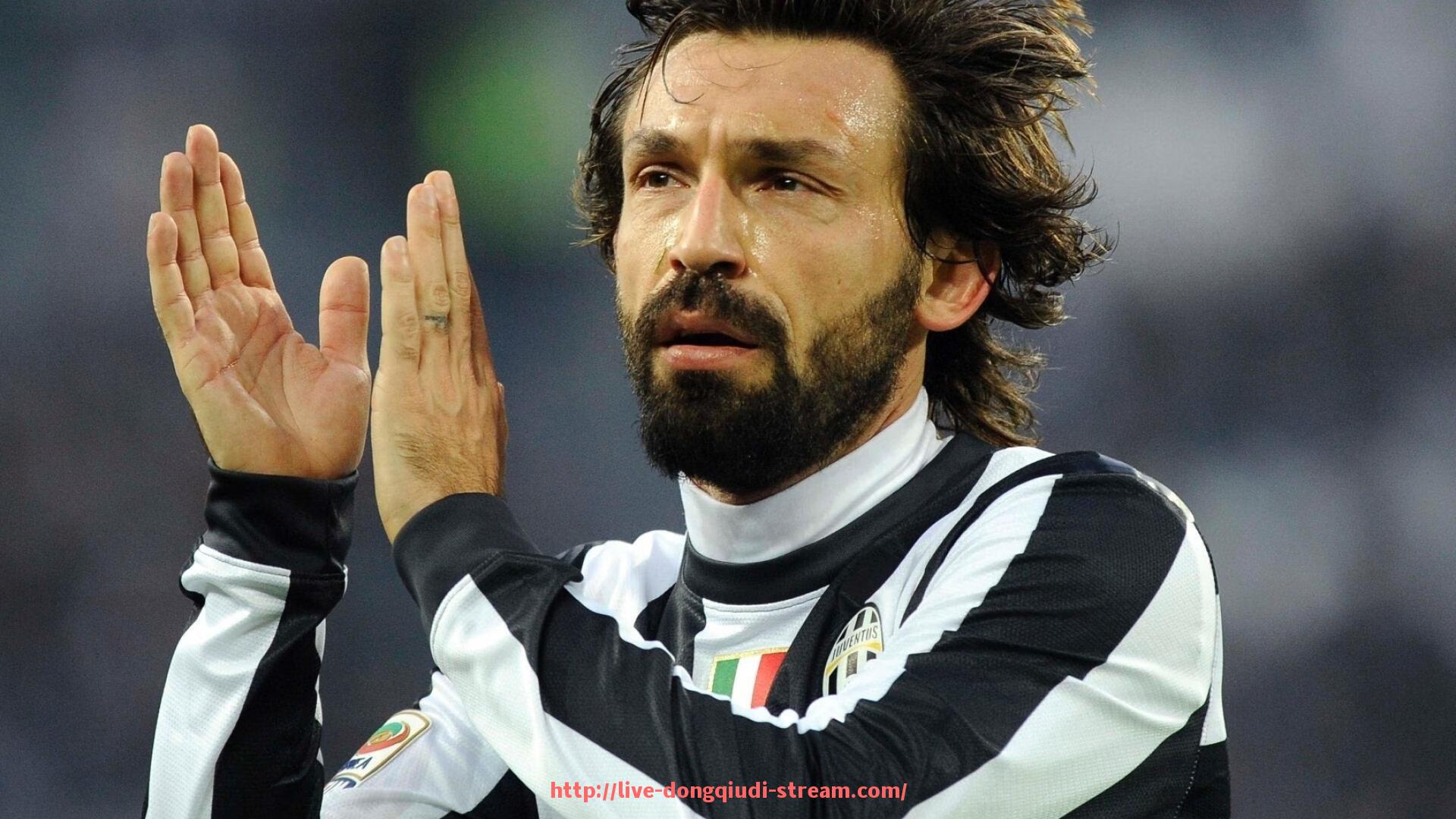 懂球帝直播-骑士队与火箭队激烈比赛的回顾与数据分析